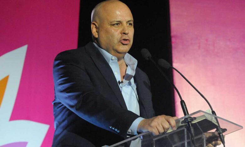 Frente opositor está 'en la rayita' de la legalidad: Gustavo de Hoyos