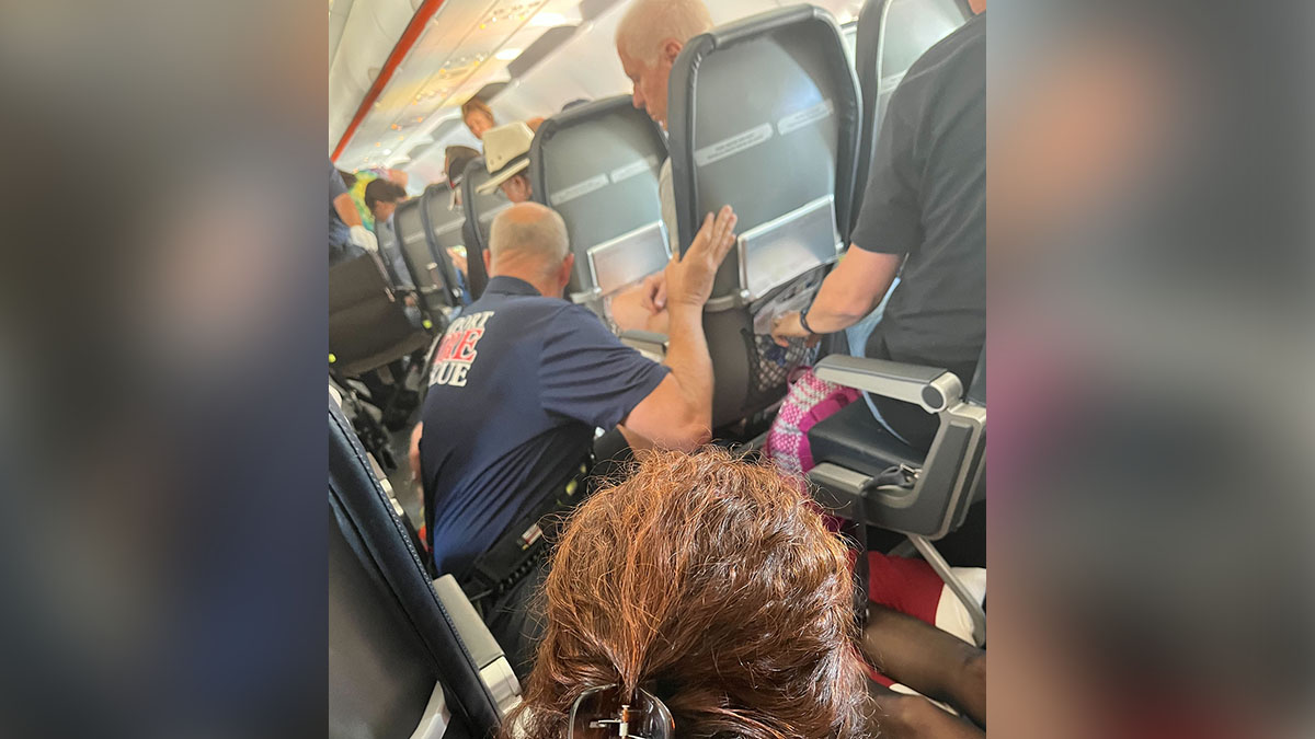 Fuerte turbulencia en vuelo de Allegiant a Florida deja 4 heridos