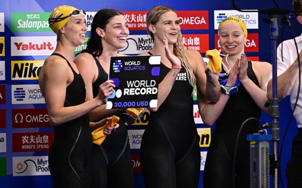 Fukuoka 2023: Destroza Australia el récord mundial en el relevo 4x100 libre femenil | Video