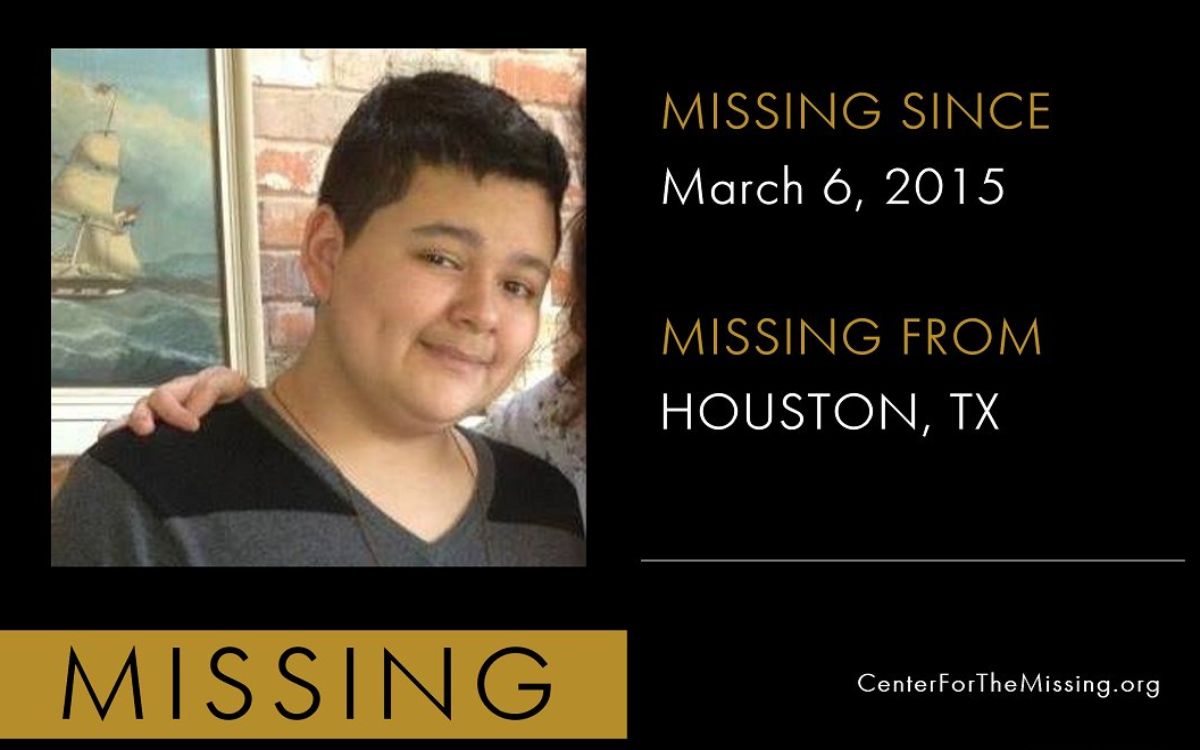 Hallan vivo a joven que desapareció hace 8 años cuando paseaba a sus perros