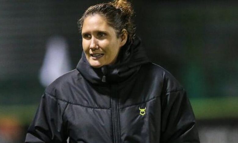 Hannah Dingley rompe moldes en Inglaterra