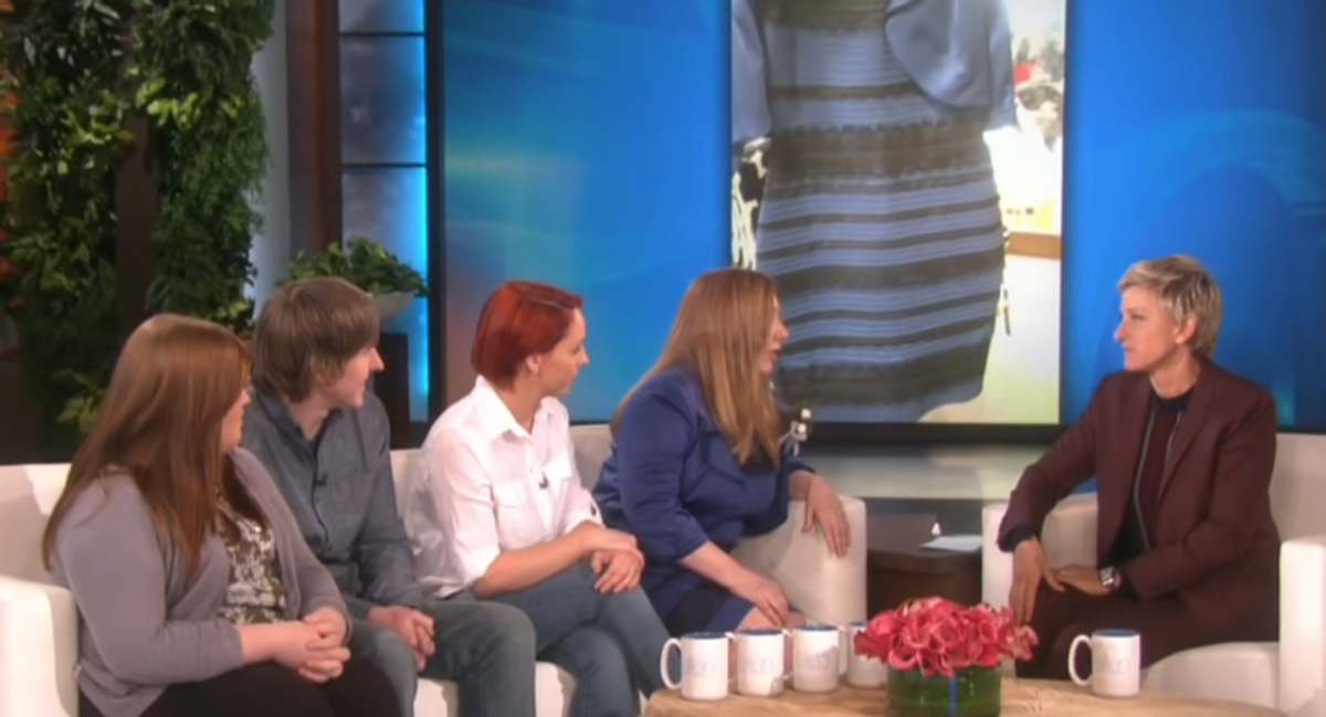 Hombre detrás de vestido viral de Internet acusado de intento de asesinato de su esposa