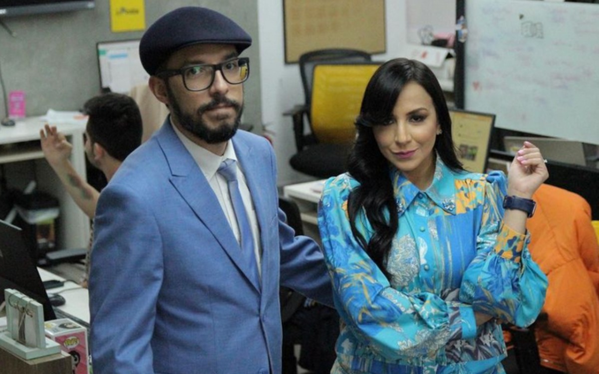 Huyen de Ecuador dos periodistas por amenazas de muerte; responsabilizan al presidente