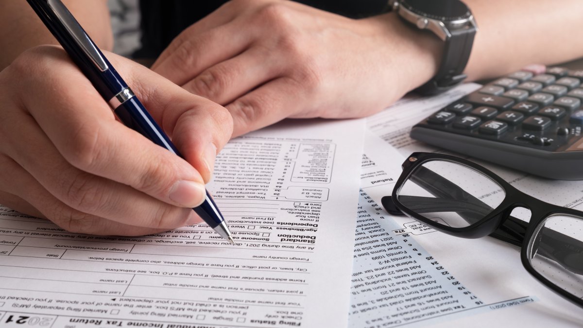 IRS alerta sobre posibles estafas por reembolsos no reclamados