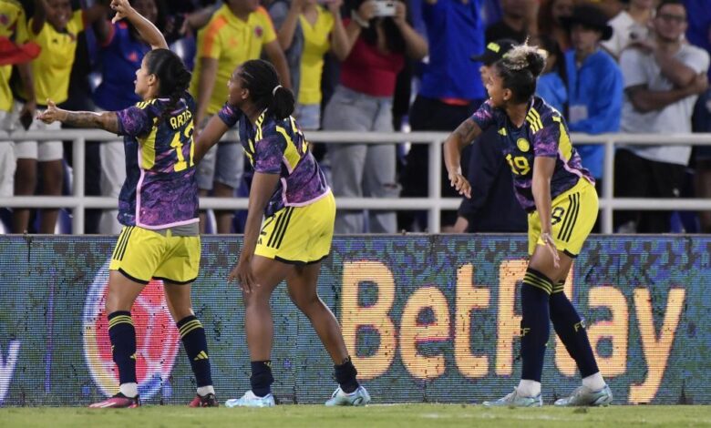 Irlanda y Colombia se declaran la guerra antes del Mundial: "Son unas nenas..."