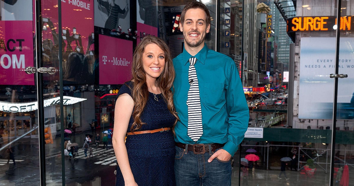 Jill Duggar defiende a su esposo Derick Dillard en medio de la afirmación de que le está robando el ‘foco’