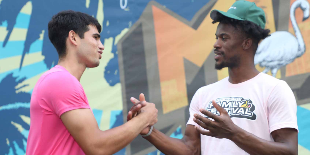 Jimmy Butler, a chupito limpio con Carlos Alcaraz: "Todo el mundo a beber"