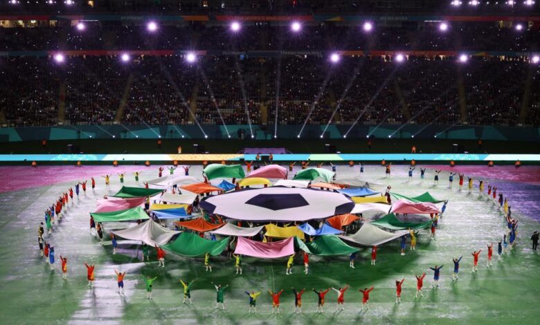 La tradición indígena y un mensaje de unidad inauguran el Mundial femenino