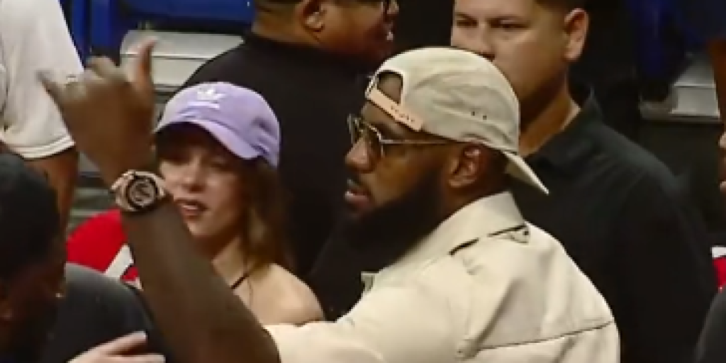 LeBron James hace esto y hace llorar a una niña