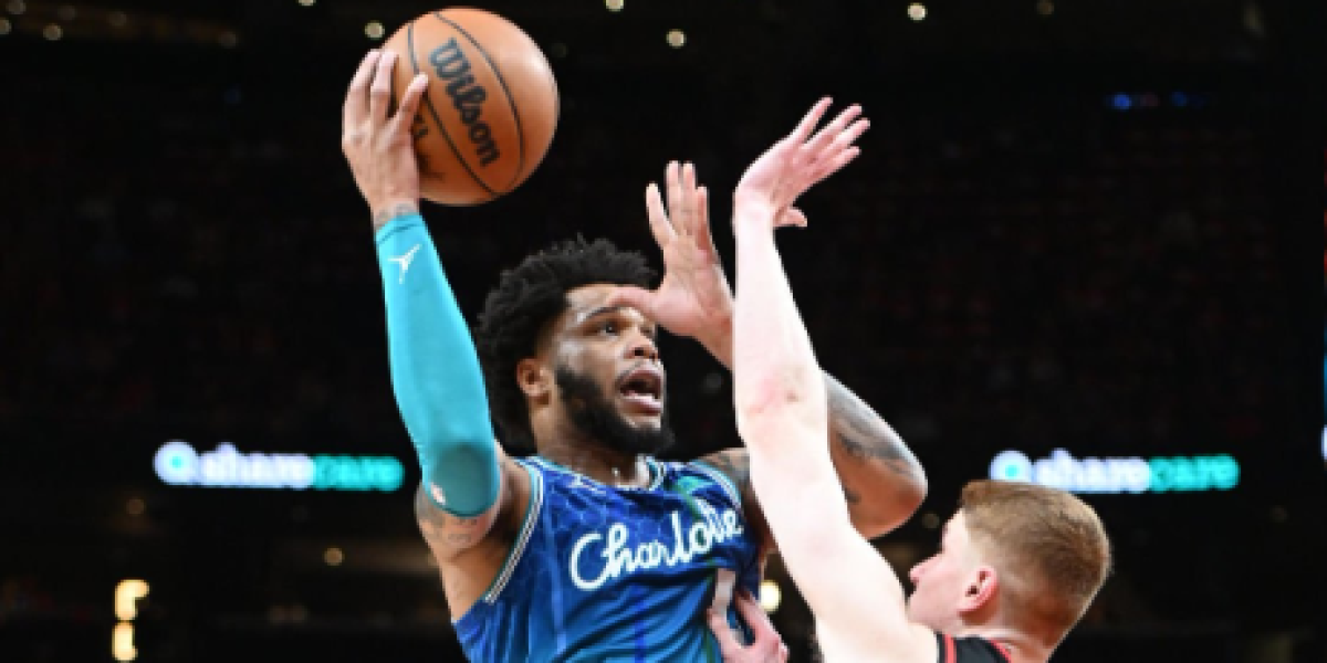 Los Hornets reincorporan a Miles Bridges, en libertad condicional