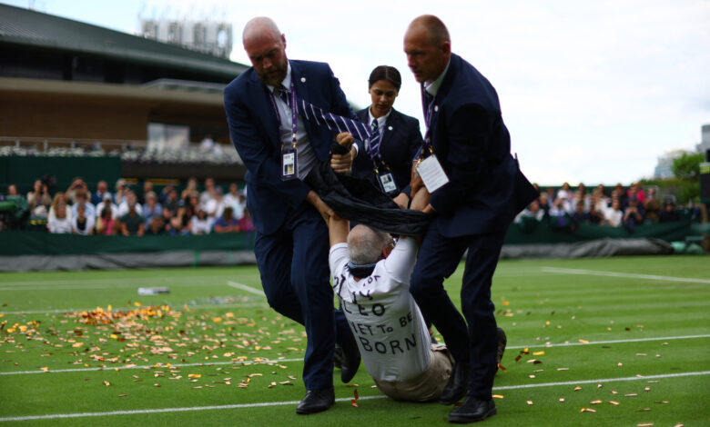 Manifestantes interrumpen partidos en Wimbledon