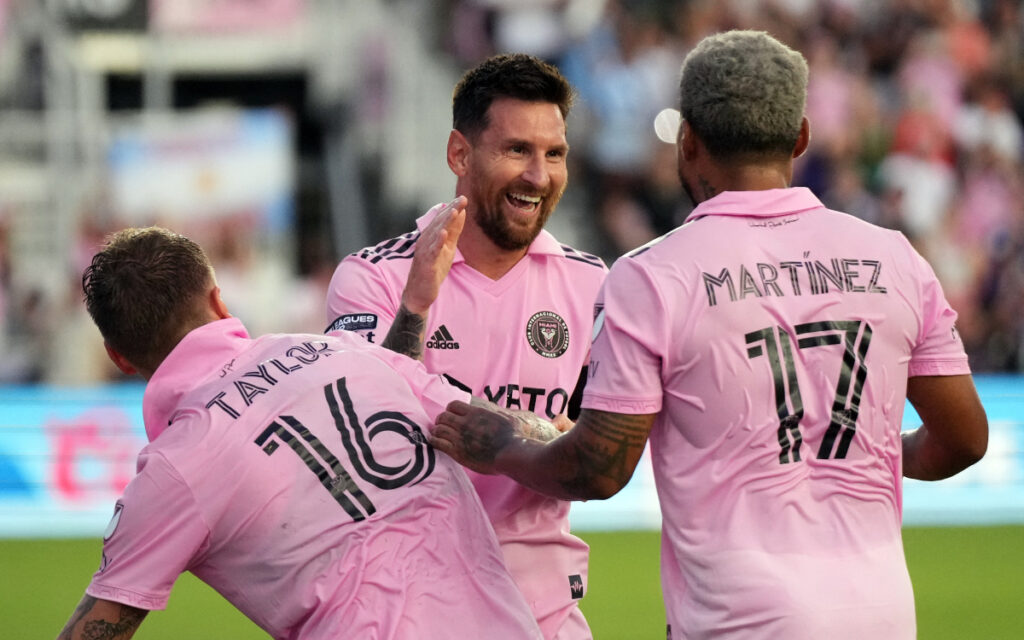 Messi se estrena como titular en Miami con doblete y asistencia | Video