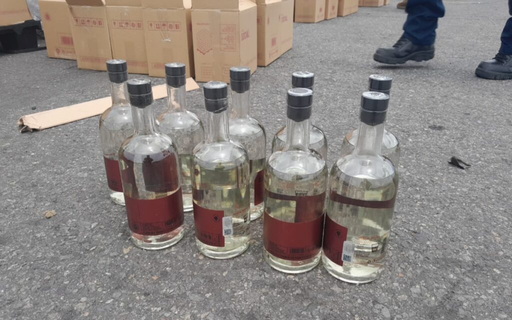 Mezcal de Sinaloa ocultaba 5 mil kilos de metanfetaminas