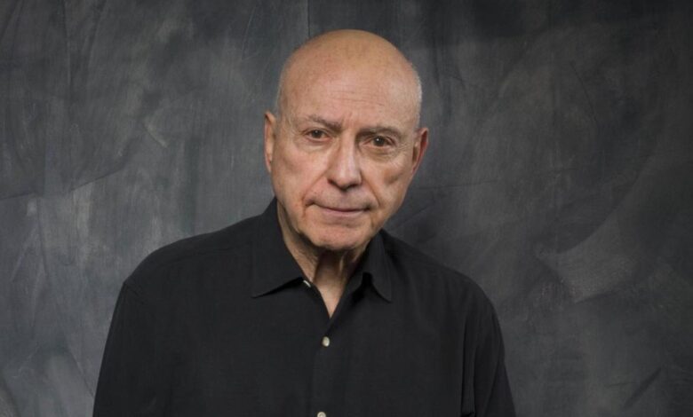 Muere Alan Arkin, ganador del Oscar por 'Pequeña Miss Sunshine', a los 89 años