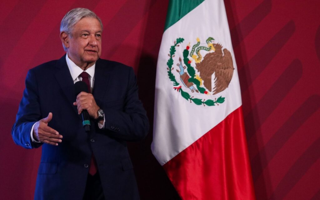 'No hay estancamiento económico en México': AMLO
