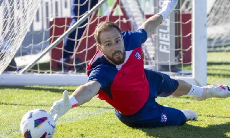 Oblak protagoniza el notición del entrenamiento del Atlético