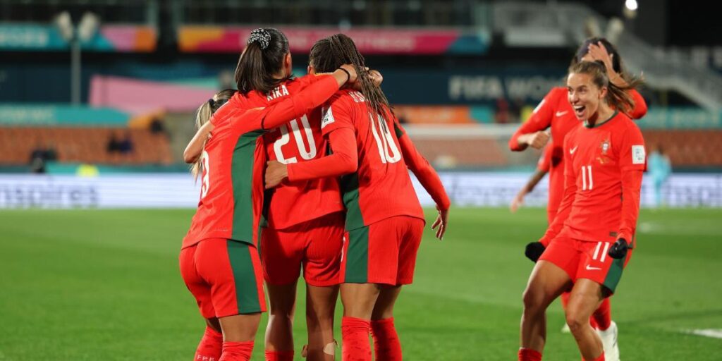 Portugal gana y se ilusiona con la clasificación
