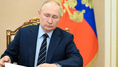 Putin ratifica ley que prohíbe cirugías de reasignación de sexo