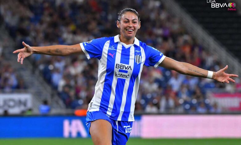 Rayadas golea a León 7-0 con cuatro goles de Burkenroad