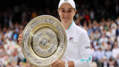 Se estrena Ashleigh Barty, ex número uno del mundo, como mamá