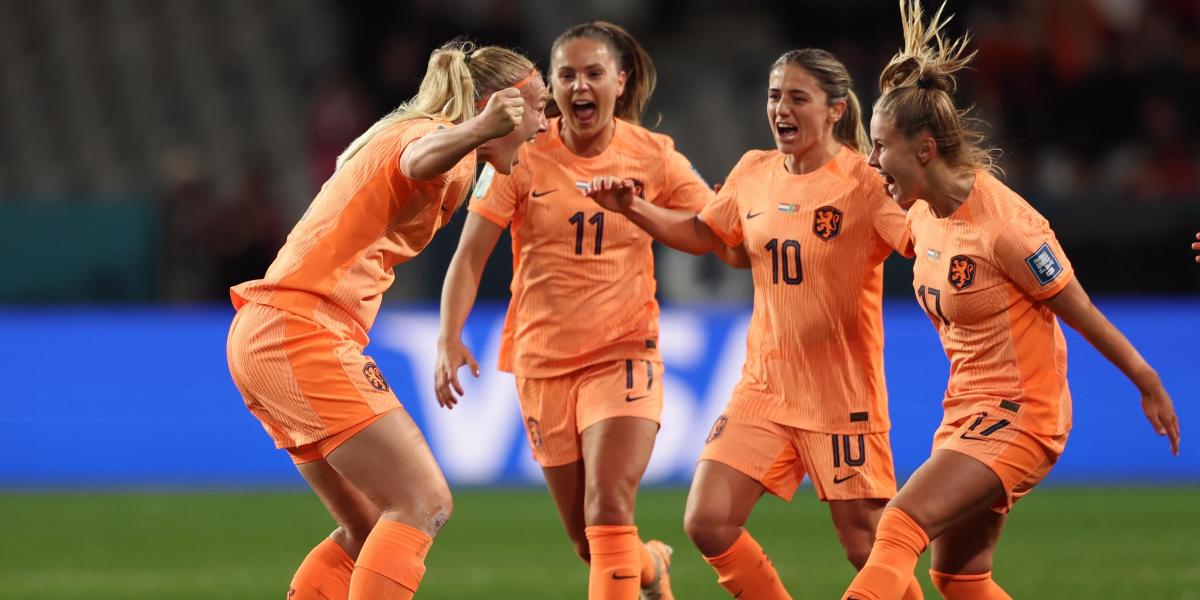 Van der Gragt guía a la subcampeona Países Bajos a su primer triunfo