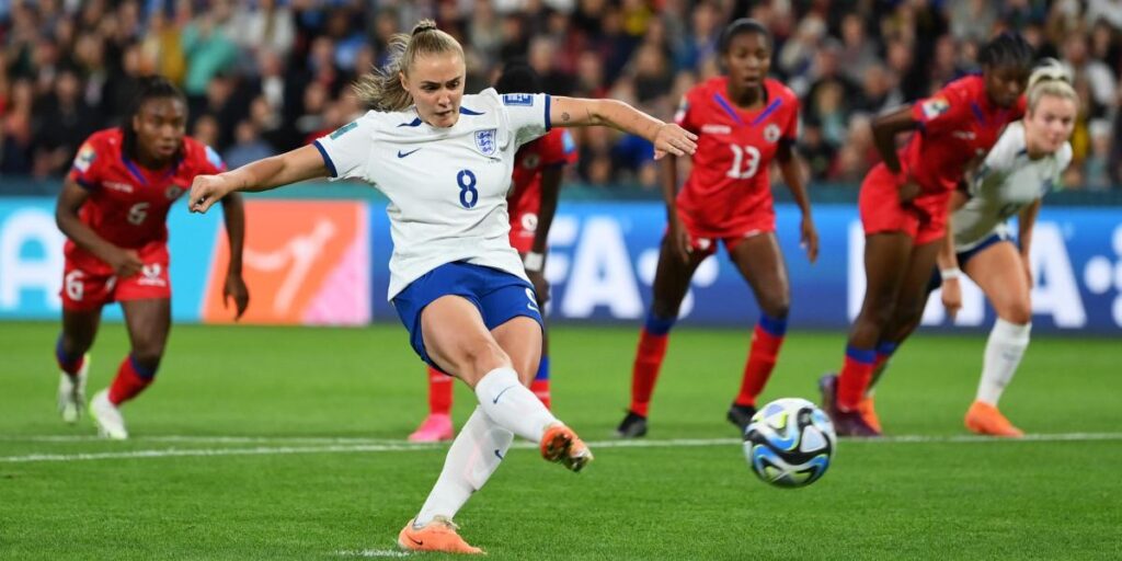 Victoria por la mínima de Inglaterra ante la revelación caribeña