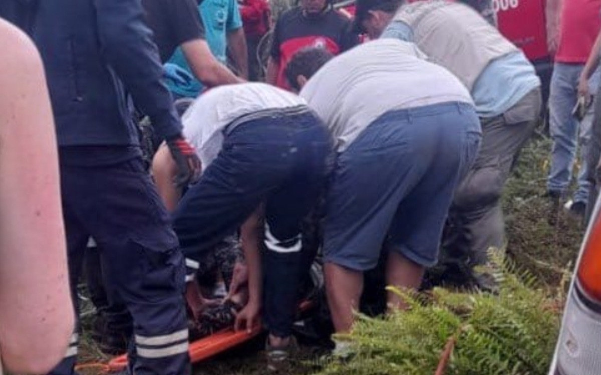 Video | Niño de 8 años cae a cráter volcánico de las Islas Galápagos