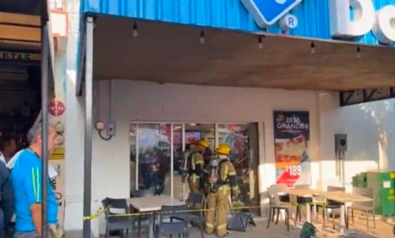 Videos y fotos | Arrojan artefacto explosivo en Domino's Pizza de Juchitán, Oaxaca