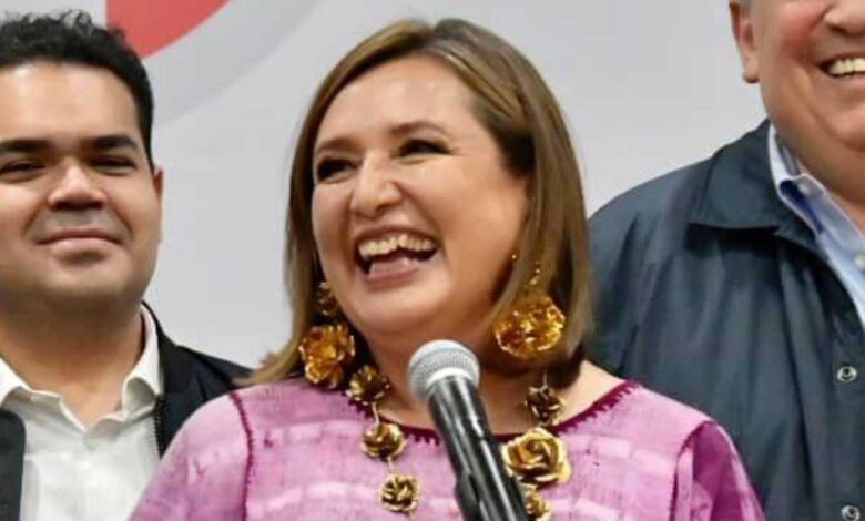 Xóchitl Gálvez denunciará a AMLO por atacarla con recursos públicos