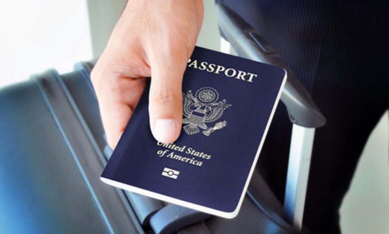 larga espera para sacar pasaportes desencadena un purgatorio de viajes
