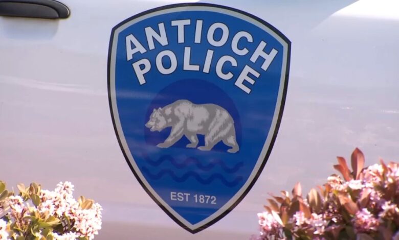 nuevos mensajes racistas compartidos por oficiales de policía