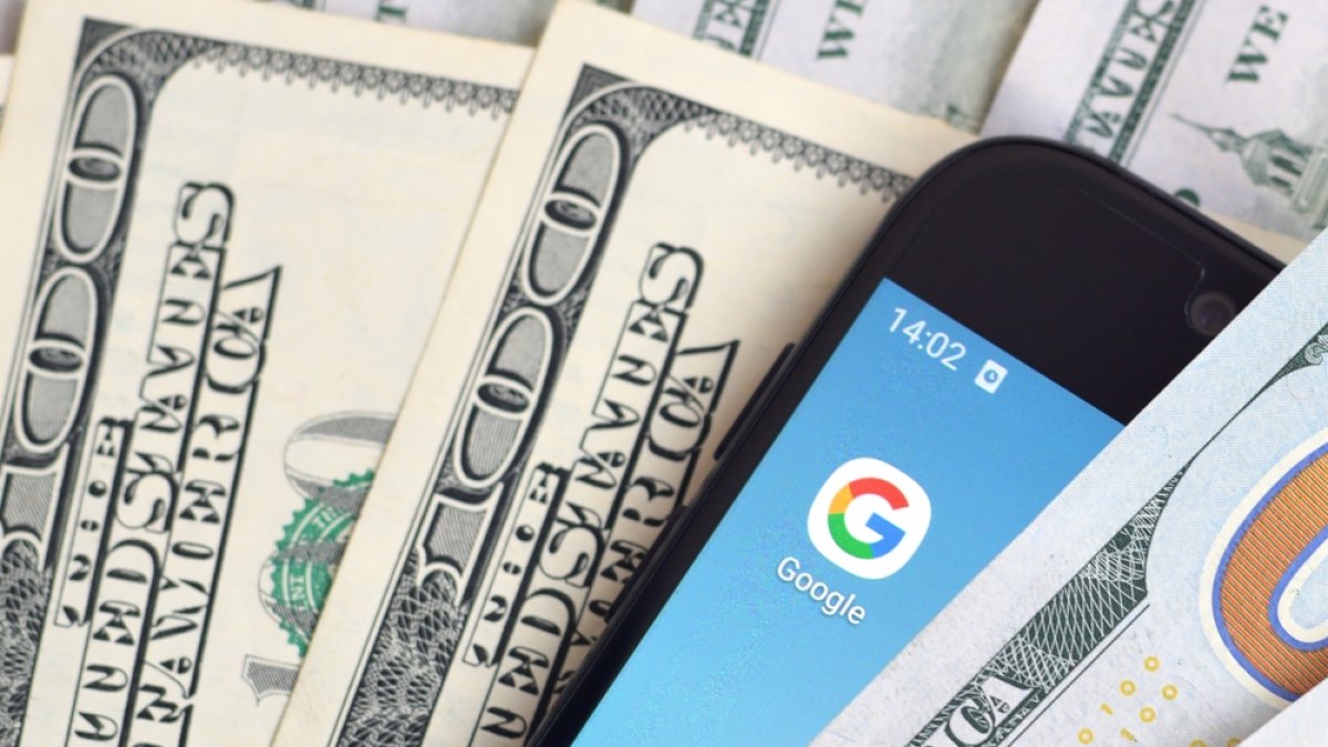 residentes de Illinois reciben cerca de $100