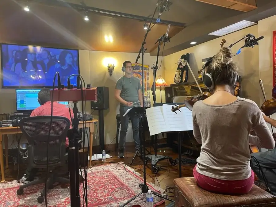 detrás de escena componiendo sobre ginny y georgia