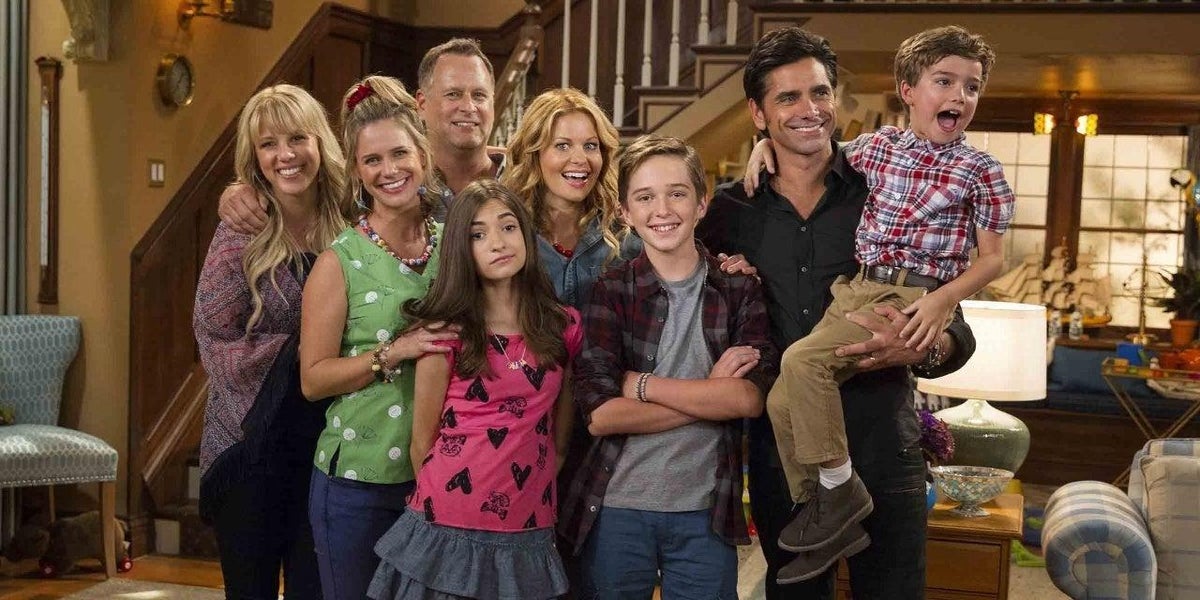 Estrella de Fuller House abierta a series continuas con Fullest House