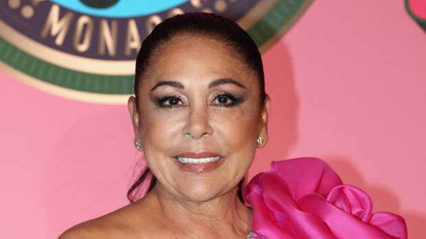 Isabel Pantoja en el Baile de la Rosa/ Gtres