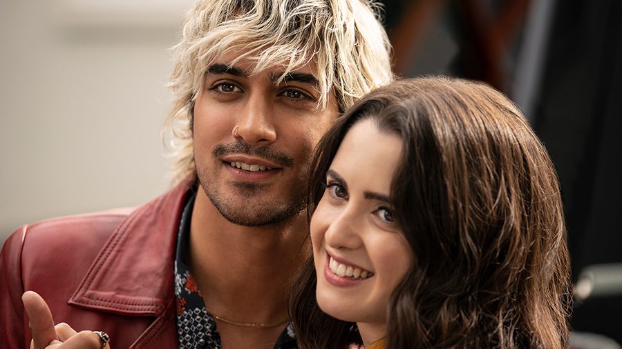 Avan Jogia Rex Laura Marano Cami en Elige el Amor