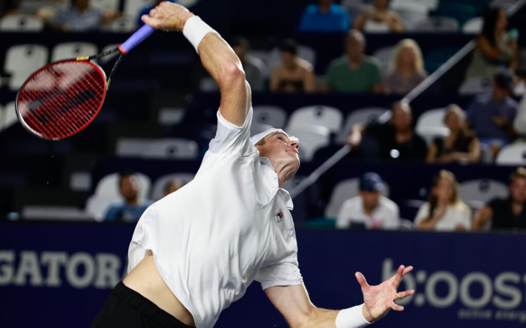 Abierto de Los Cabos 2023: John Isner se cita con Stefanos Tsitsipas en Octavos