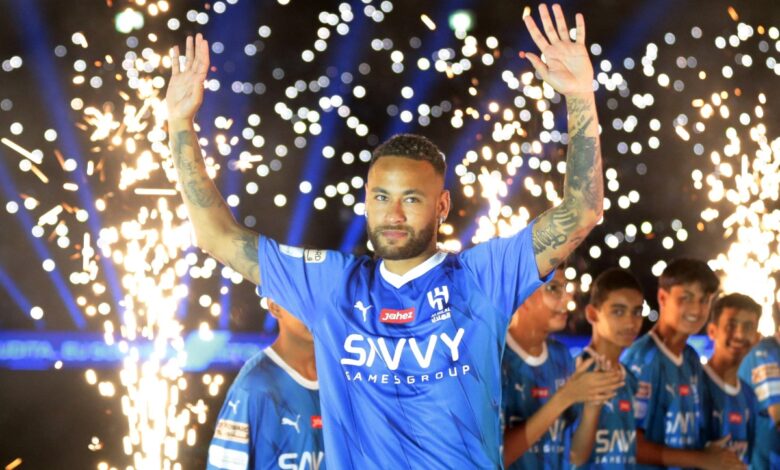 Al Hilal presenta a Neymar y Bono como sus nuevas estrellas