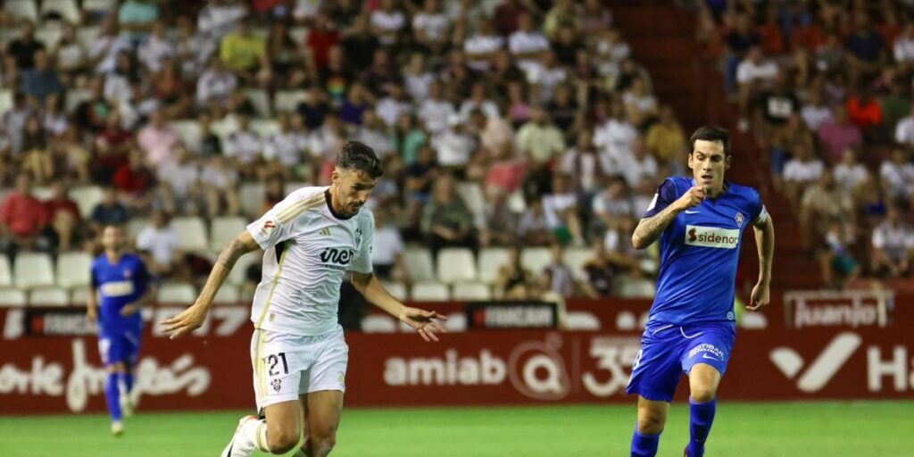 Albacete y Amorebieta ofrecen un festival de goles y ocasiones