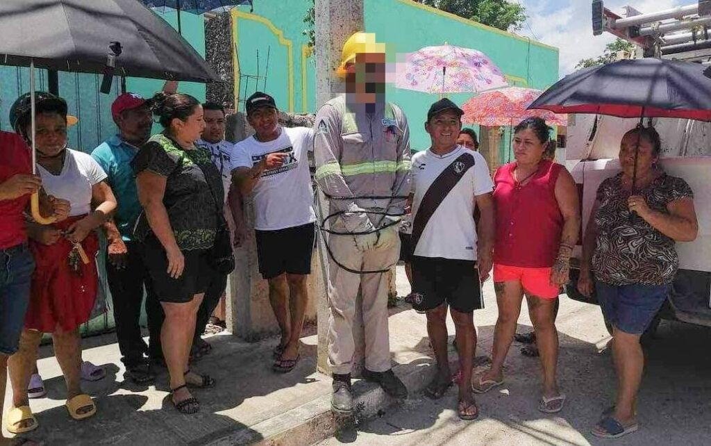 Amarran a un poste a trabajador de la CFE por apagones en Yucatán