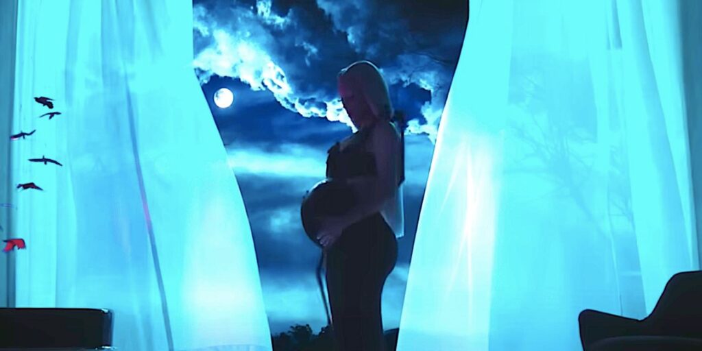 American Horror Story se niega a abandonar una trama secundaria extraña después de 12 años (y la delicadeza lo empeora)