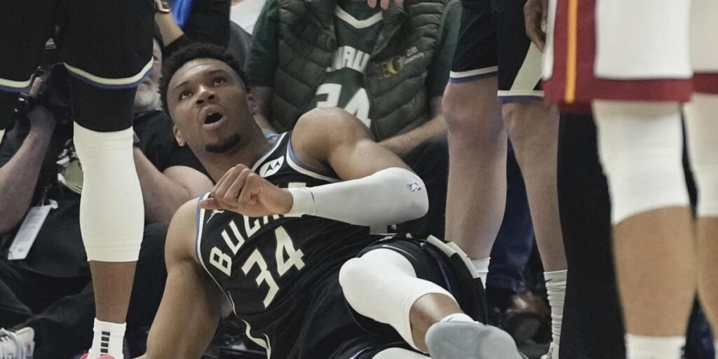 Antetokounmpo viaja a Estados Unidos para buscar el OK médico