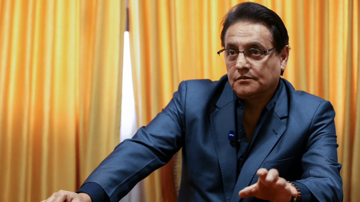 Asesinan a tiros a candidato presidencial Fernando Villavicencio en Ecuador