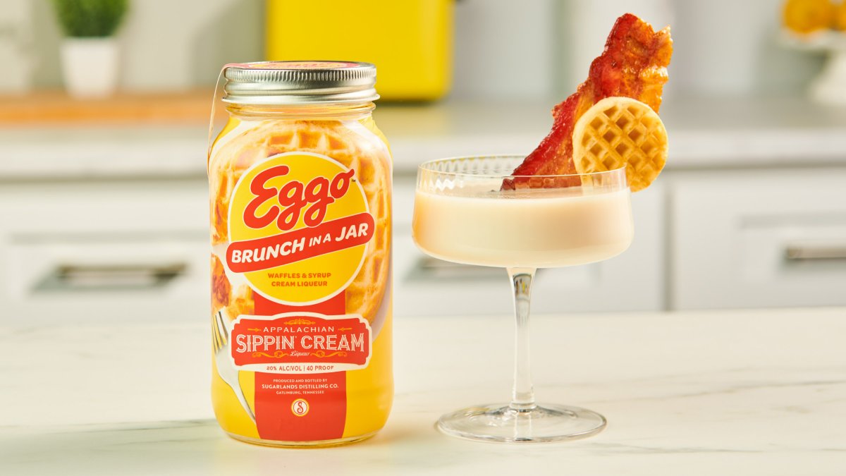 Eggo anuncia su nueva bebida alcohólica ‘Desayuno en un frasco’