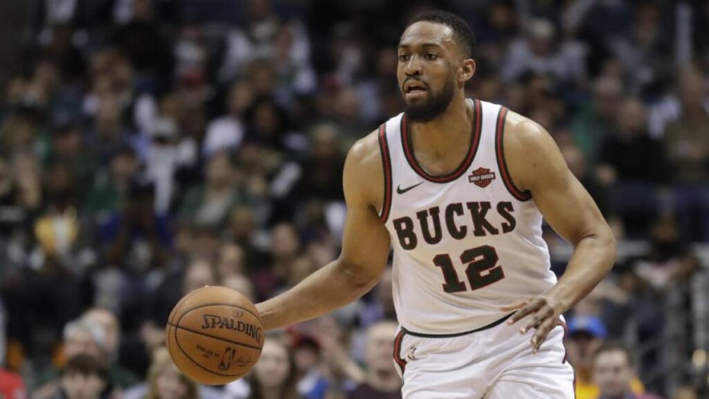 El contrato de Jabari Parker incluirá una cláusula de salida hacia la NBA