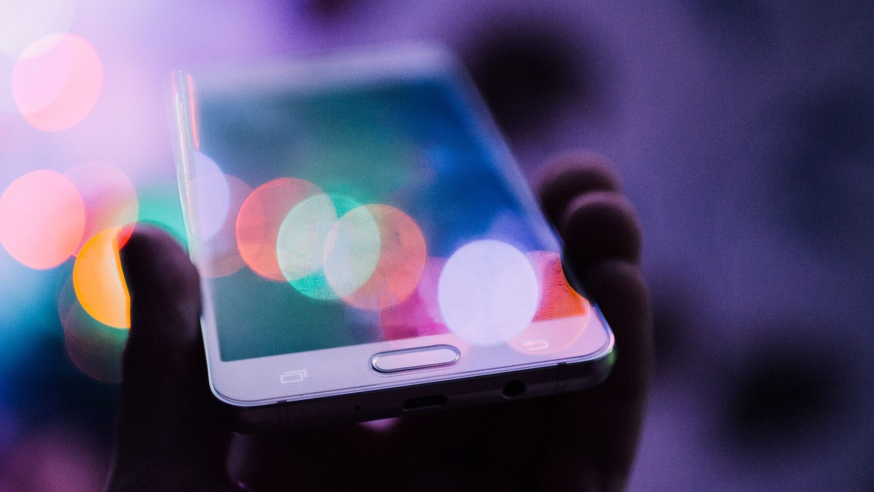 El truco que oculta tu móvil y que hará que tu batería dure muchas horas más