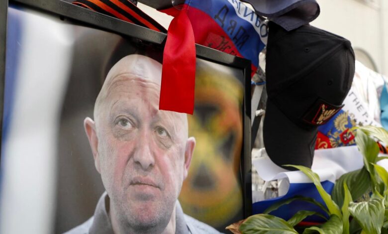 En medio del secretismo y fuertes medidas de seguridad, entierran al general Prigozhin