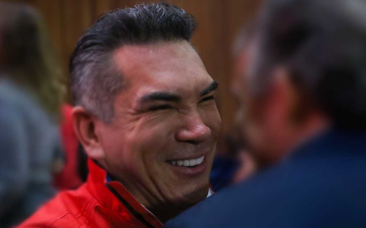 Encuestas no favorecen a Beatriz Paredes: Alito Moreno