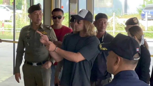 Imágenes de la detención de Daniel Sancho en 'En boca de todos' / Cuatro