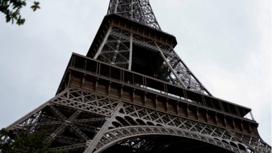 Evacúan la Torre Eiffel y alrededores por alerta de bomba